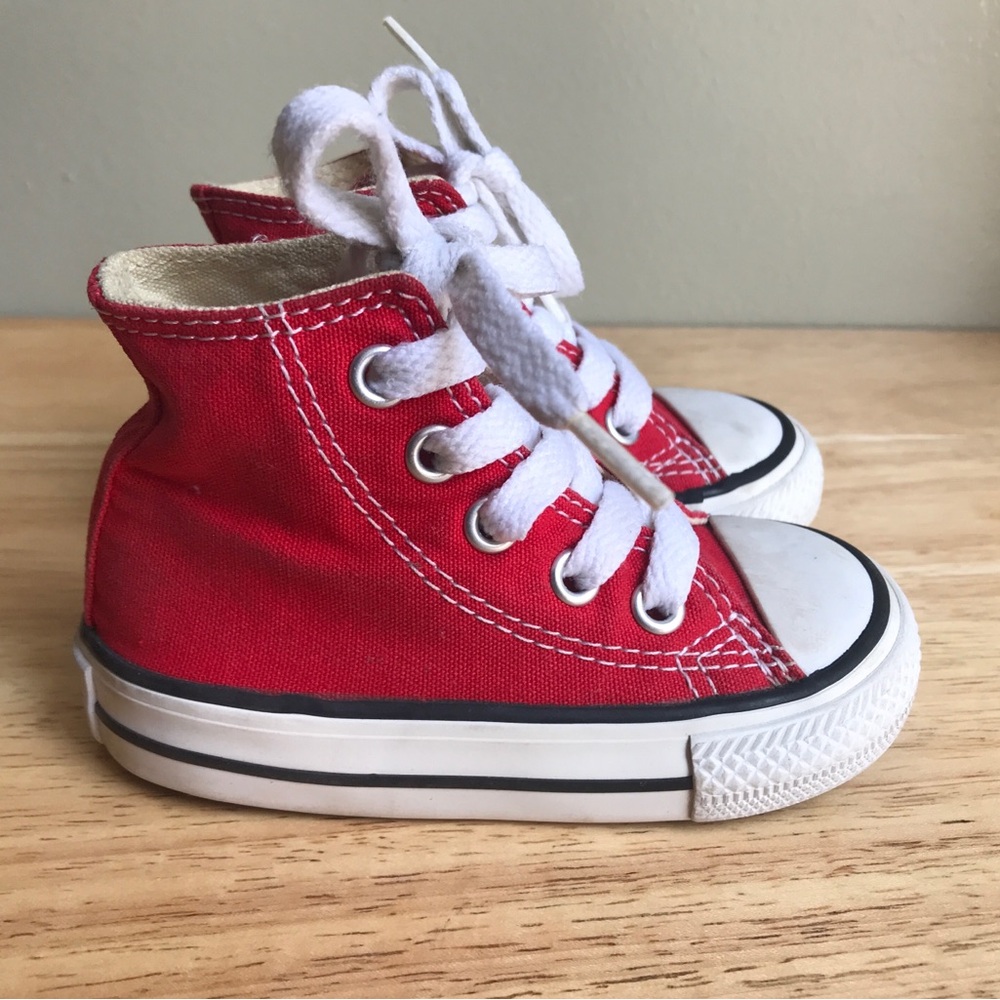 Converse All-Star Chuck Taylor High-Tops Red Size: US Toddler 4.0 EUR 20 CM 11.5
